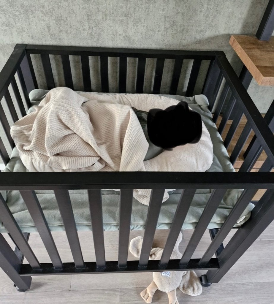 Box ocean mat zwart, Ophalen, Gebruikt, Vierkant, Wieltjes
