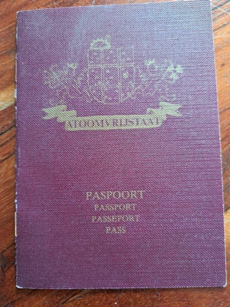 PASPOORT "ATOOMVRIJSTAAT ", Eén persoon, November