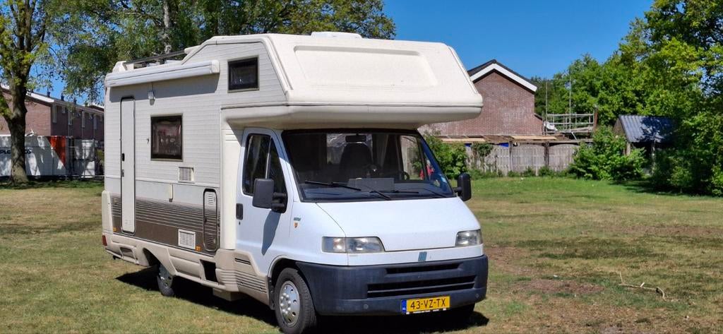 Fiat Ducato 6-persoons camper, Buscamper of Camperbus, Ringverwarming, Afzuigkap, Particulier