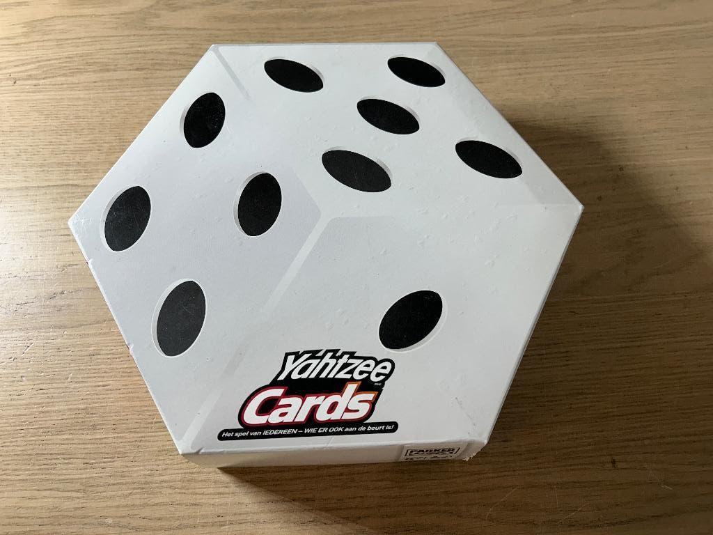 Yahtzee Cards Bordspel, Hobby en Vrije tijd, Gezelschapsspellen | Bordspellen, Ophalen of Verzenden, Zo goed als nieuw