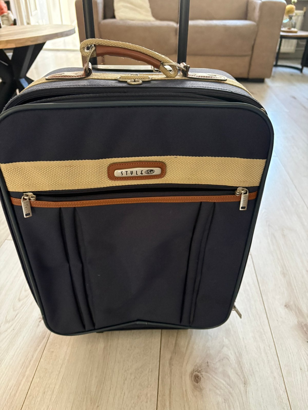 Hand bagage koffer, Ophalen, 50 tot 60 cm, Hard kunststof, Zo goed als nieuw
