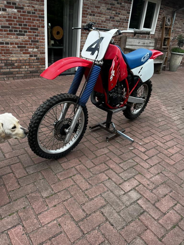 Gezocht honda cr125 demper, Motoren, Ophalen of Verzenden, Gebruikt
