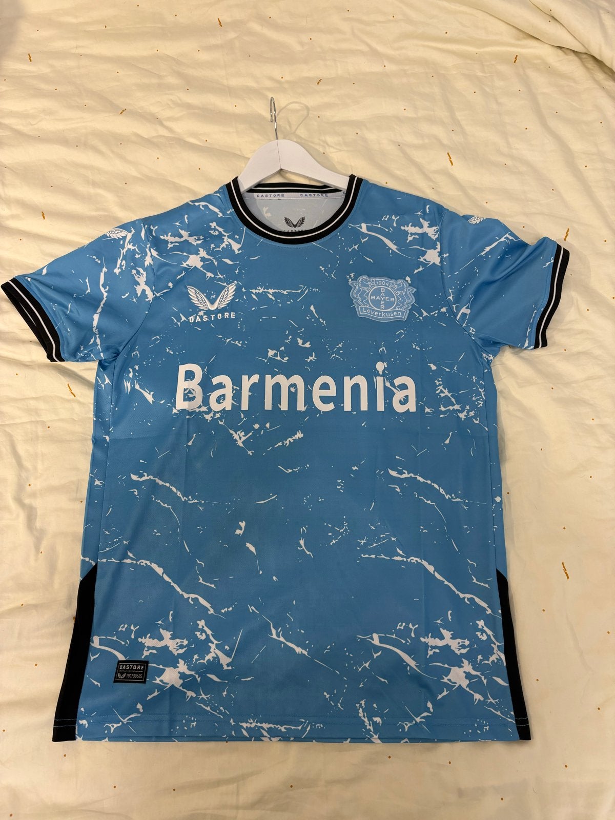 Bayer 04 Leverkusen Wirtz 10 uitshirt 2023/2024 - Maat M, Sport en Fitness, Maat M, Ophalen of Verzenden, Zo goed als nieuw, Shirt