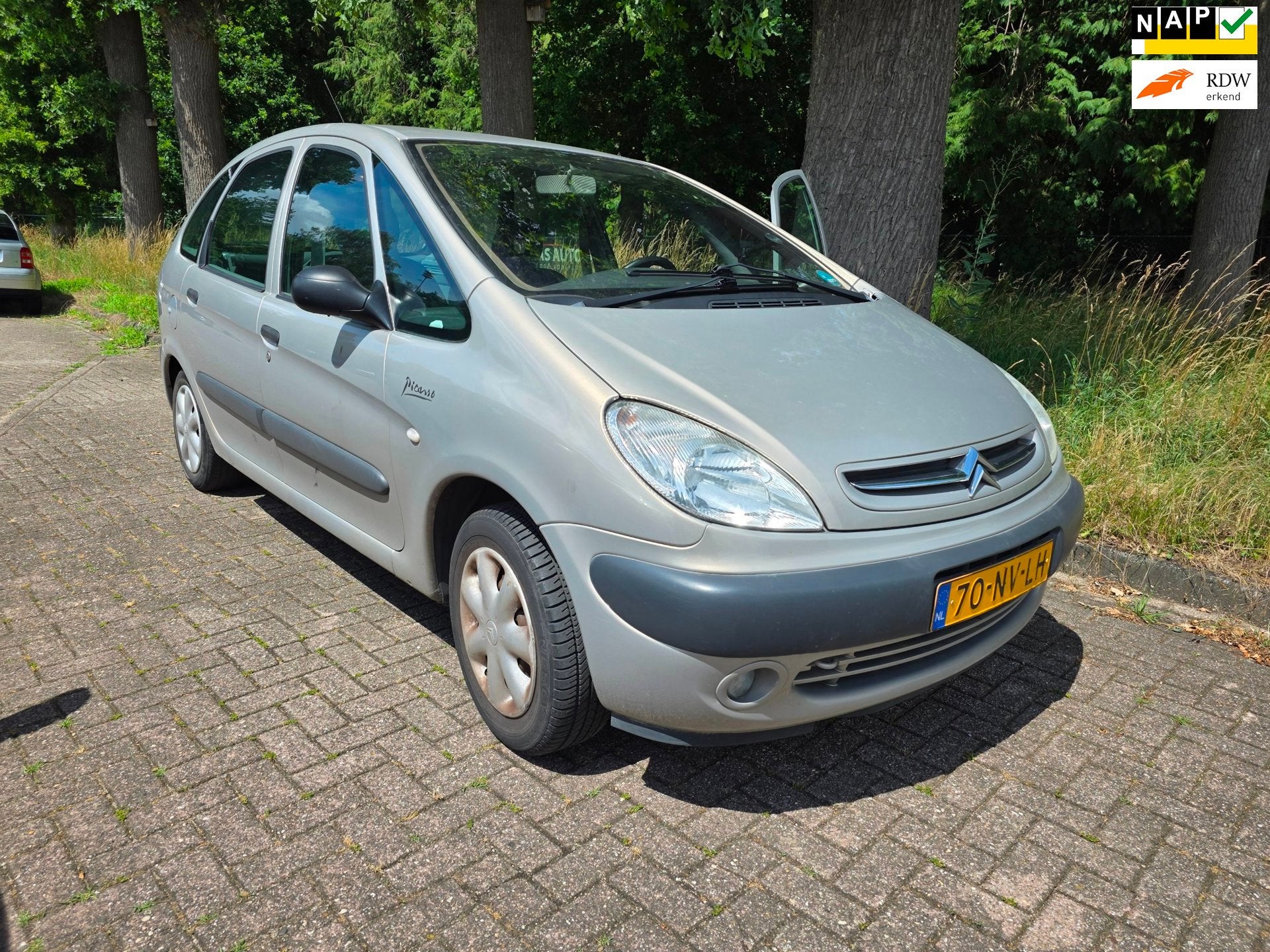 Citroen Xsara Picasso 1.8i-16V Différence 2, Auto's, Verwarmde buitenspiegels, 4 cilinders, 1749 cc, 116 pk