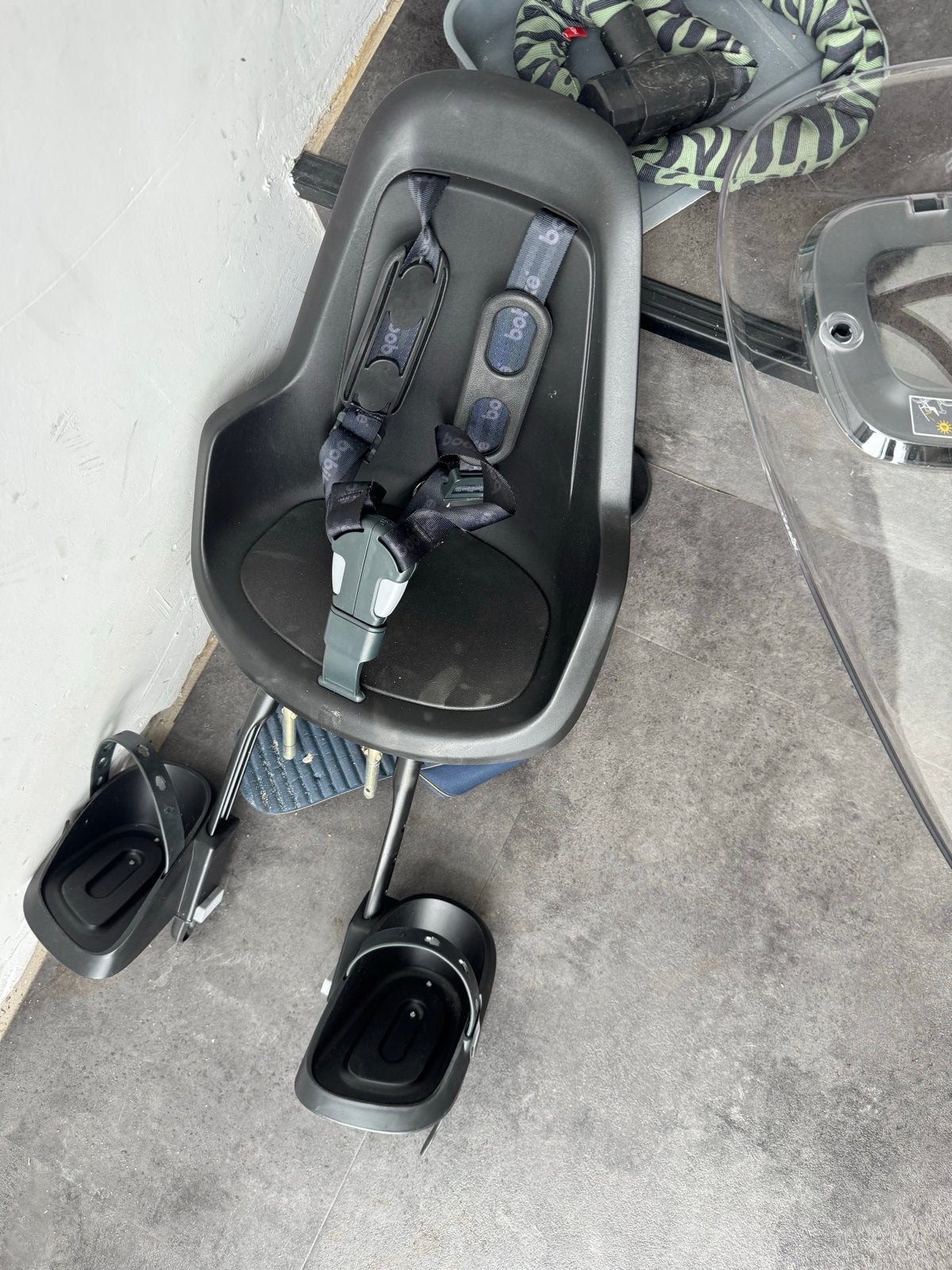 Bobike Exclusive Mini voor- fietszitje met windscherm, Ophalen, Voetsteuntjes, Voorzitje, Nieuw