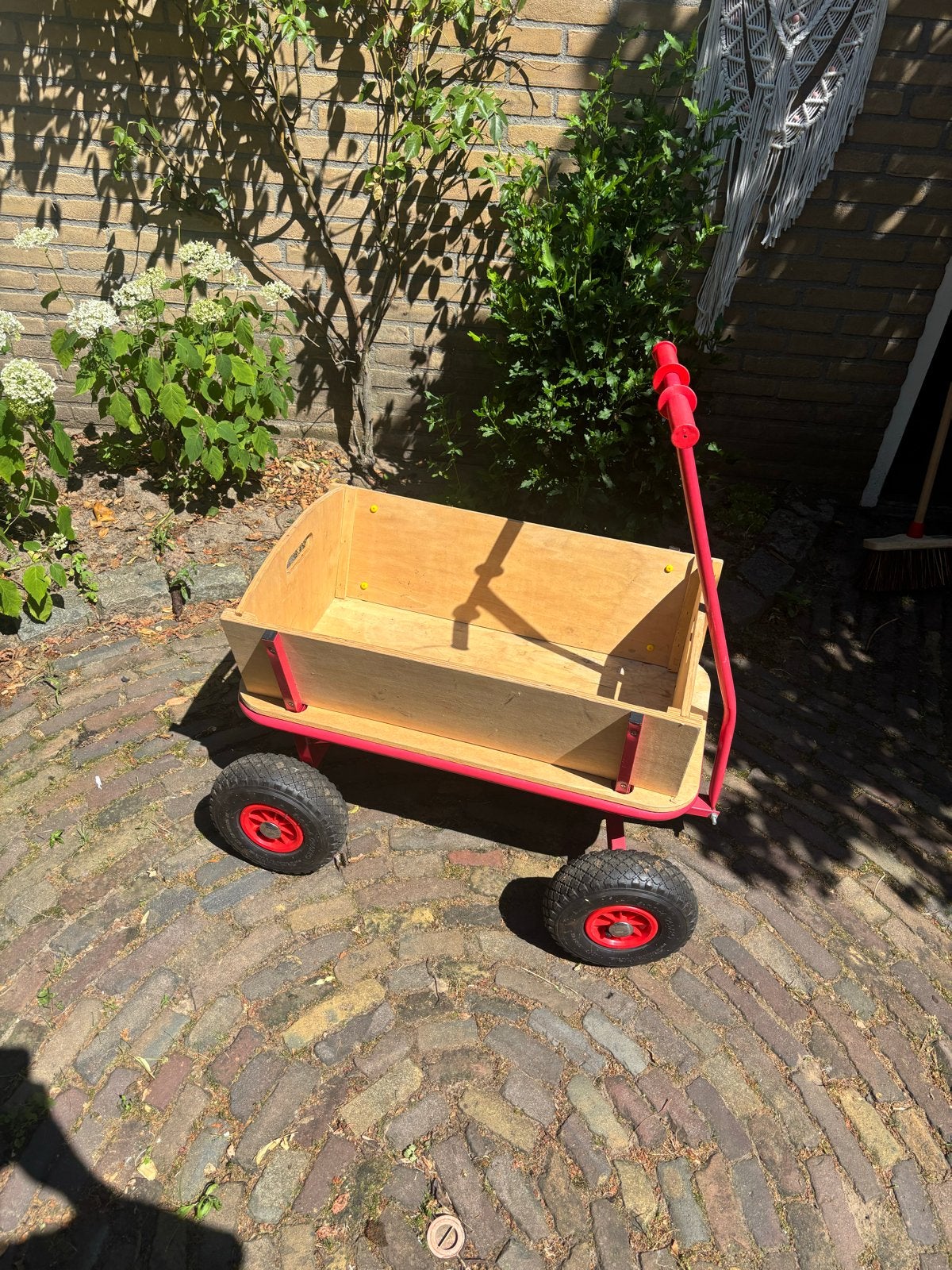 Bolderkar met metalen frame, luchtbanden en houten panelen, Ophalen, Opvouwbaar, Gebruikt