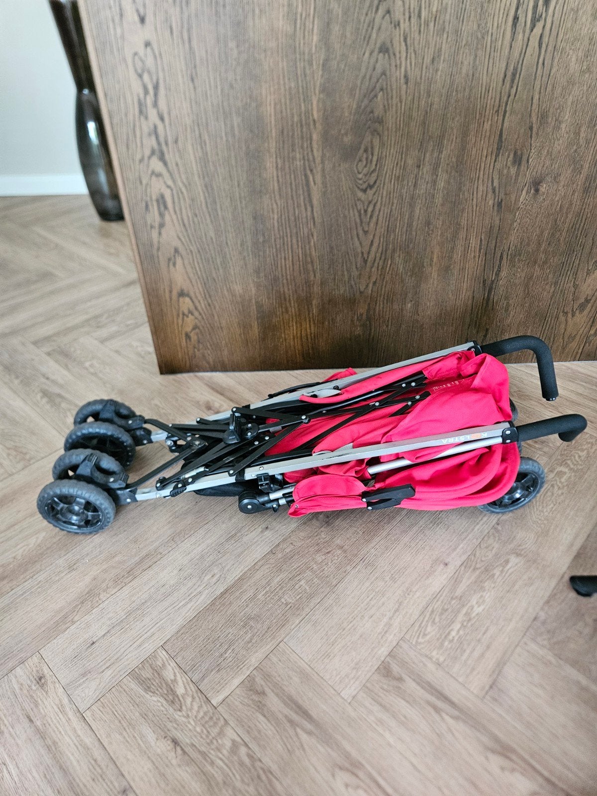 Koelstra buggy rood - Compact en handig, Ophalen