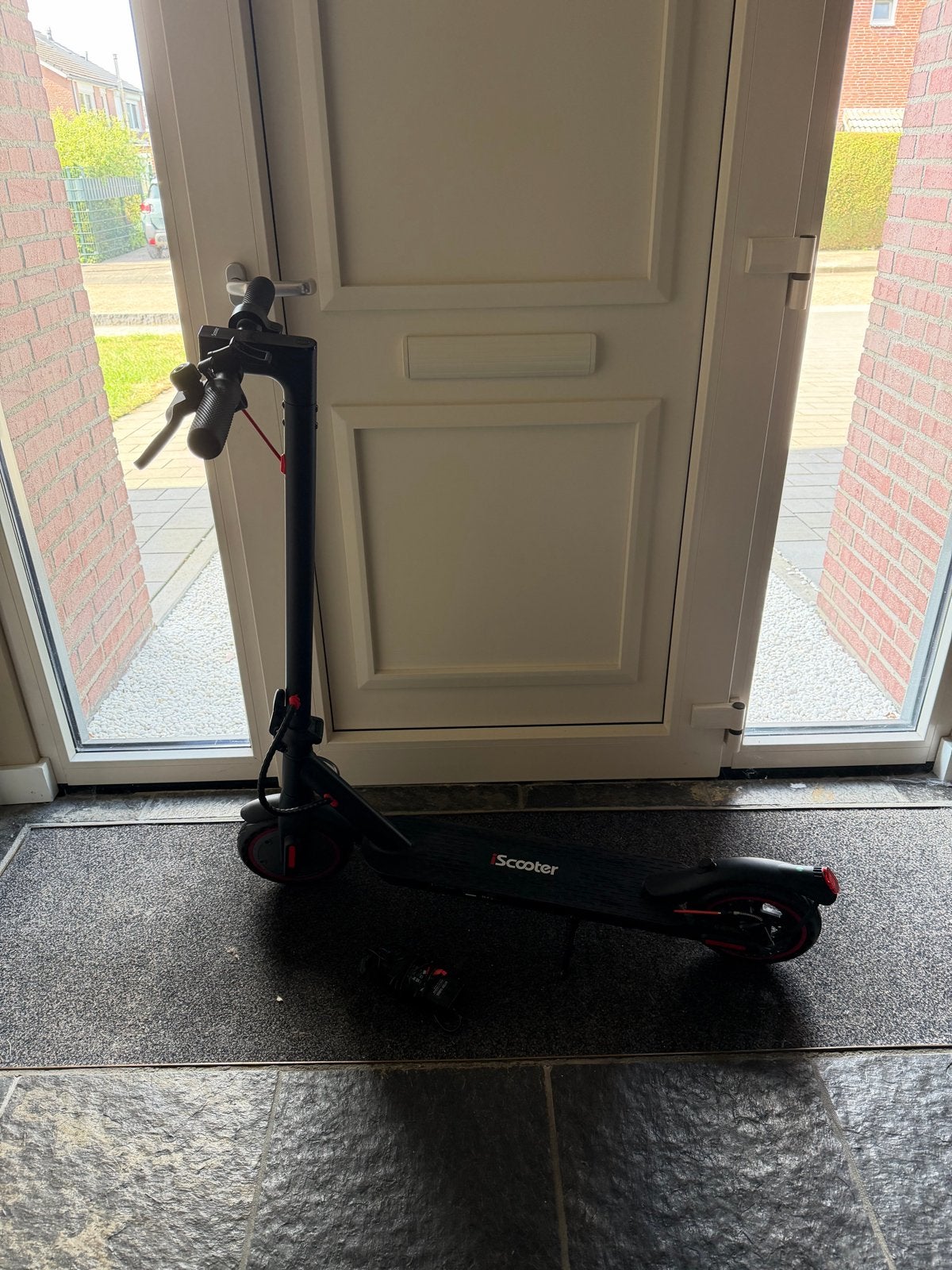 iScooter i9 E-step - Zo goed als nieuw, Fietsen en Brommers, Ophalen, Zo goed als nieuw, Elektrische step (E-scooter)