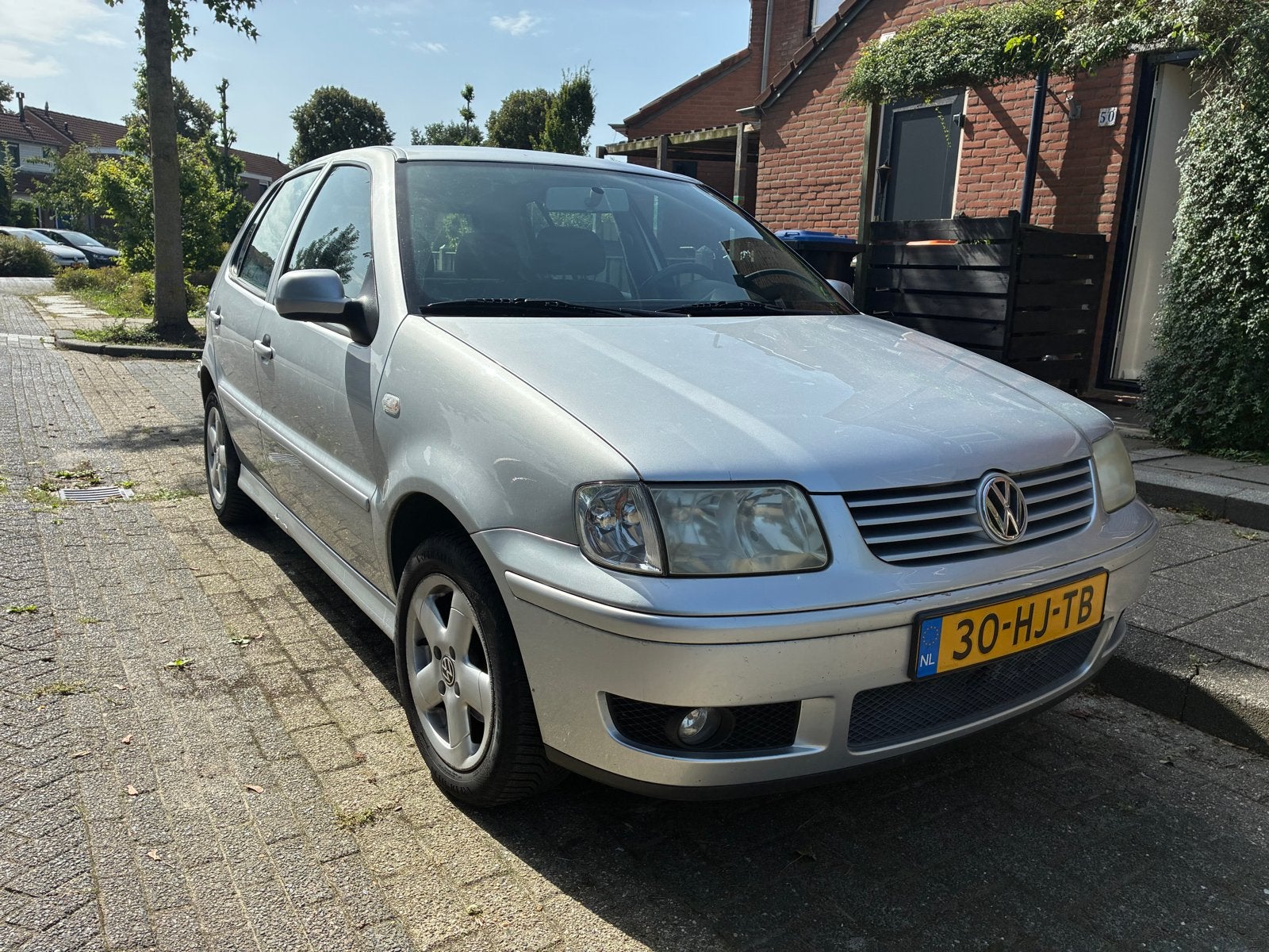 Volkswagen Polo 1.4 44KW 2001 Grijs, Voorwielaandrijving, 450 kg, 31 €/maand, 4 cilinders