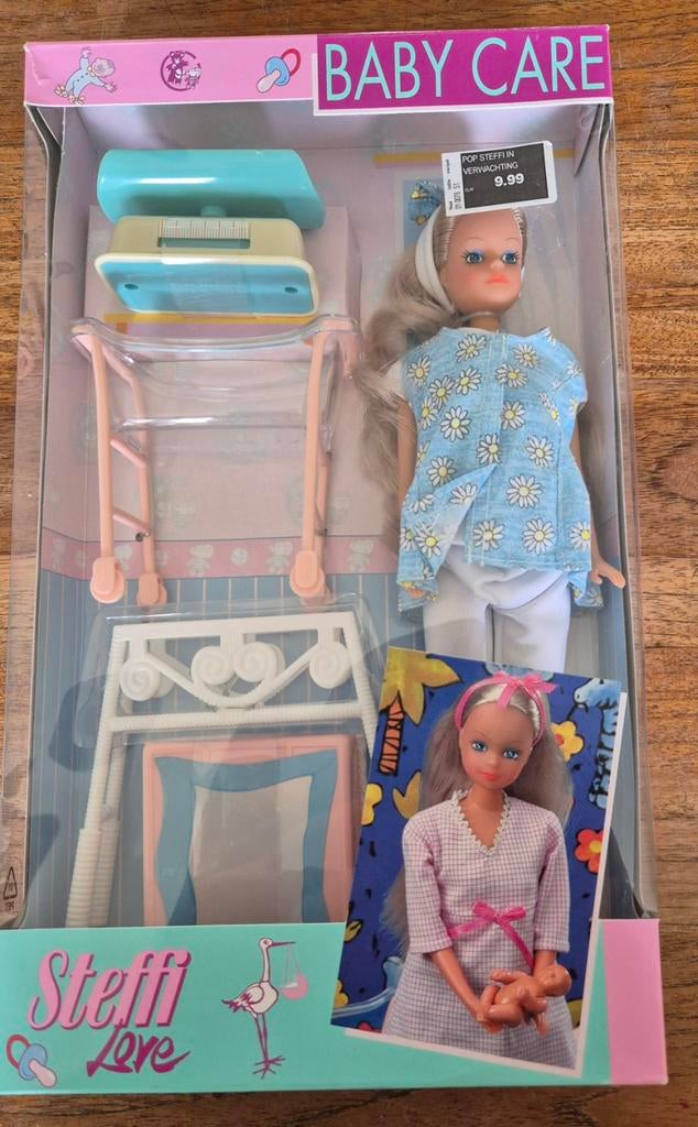 Steffi Love Baby Care pop met accessoires - Nieuw in doos, Kinderen en Baby's, Speelgoed | Poppen, Ophalen of Verzenden