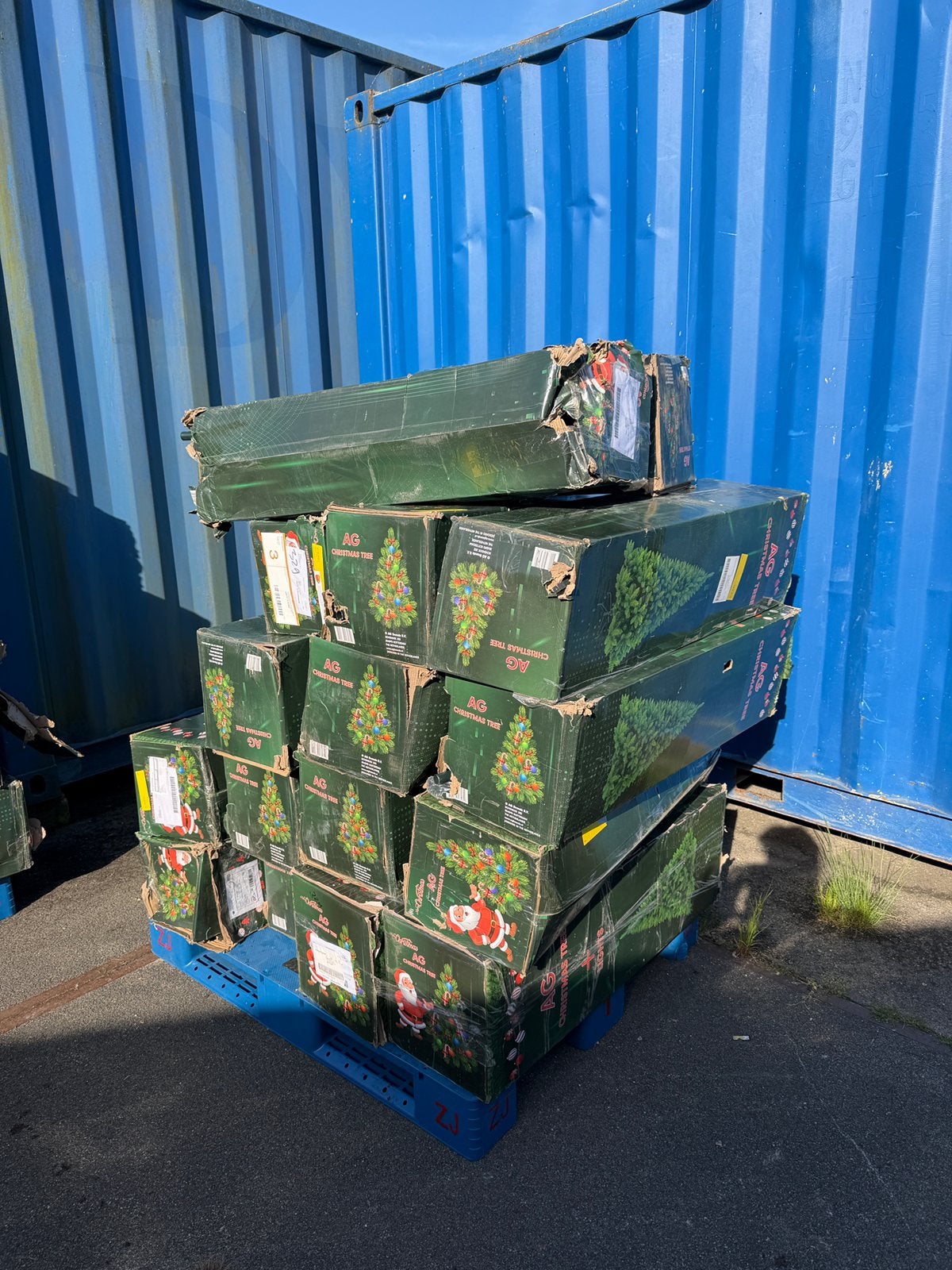 GRATIS retour kerstbomen - doos kapot kerstboom 80% nieuw!, Diversen, Kerst, Ophalen of Verzenden