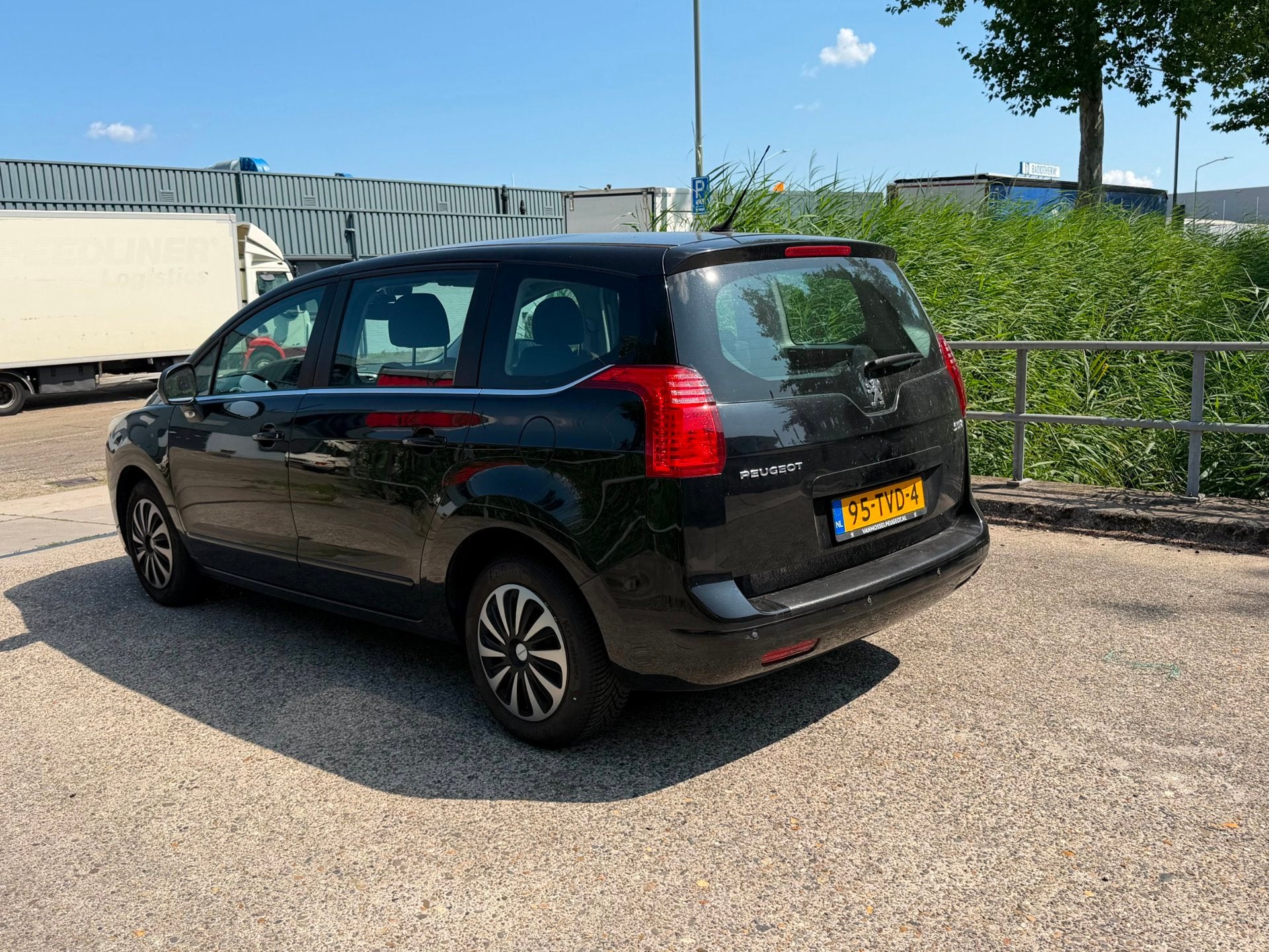 Peugeot 5008 1.6 VTi Active 5p. PANO! Clima! NAVI! NAP! 1 ja, Auto's, Voorwielaandrijving, Euro 5, 1380 kg, Gebruikt