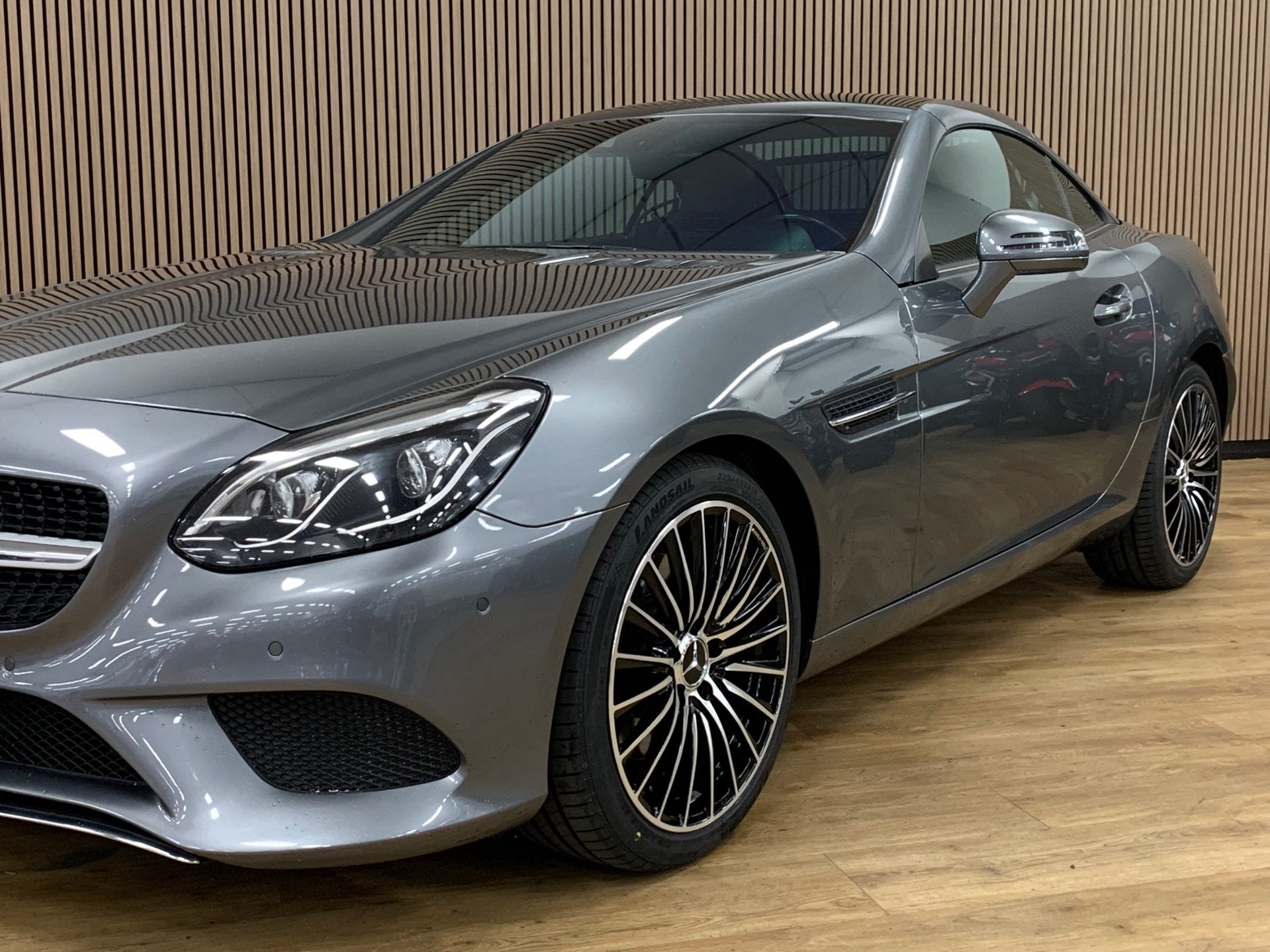 Mercedes-Benz SLC 200 RedArt Edition AMG|118000KM|Automaat|N, Auto's, Mercedes-Benz, Automaat, Gebruikt, 4 cilinders, Cabriolet