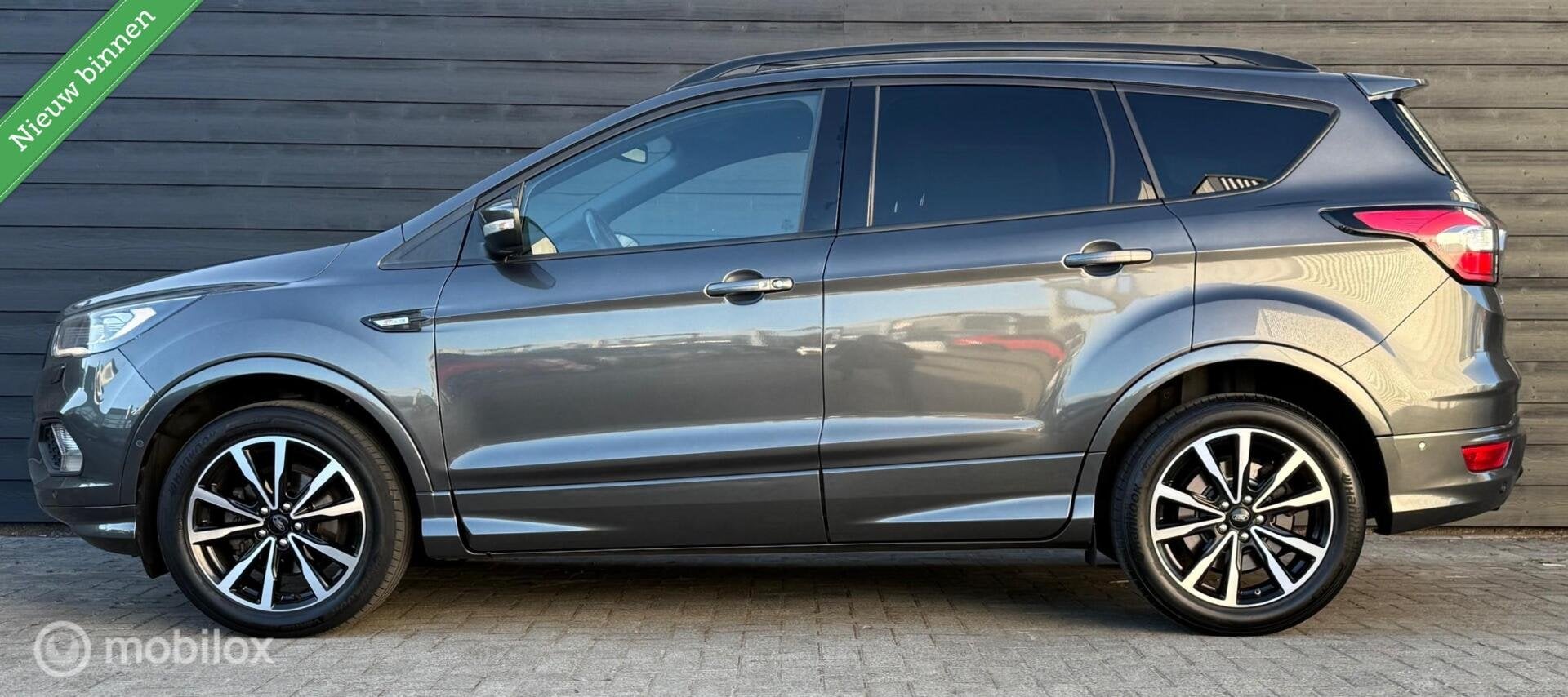 Ford Kuga 1.5 EcoBoost ST Line Trekhaak/Xenon/Winterpack/Cli, Voorwielaandrijving, Euro 6, 4 cilinders, 14 km/l