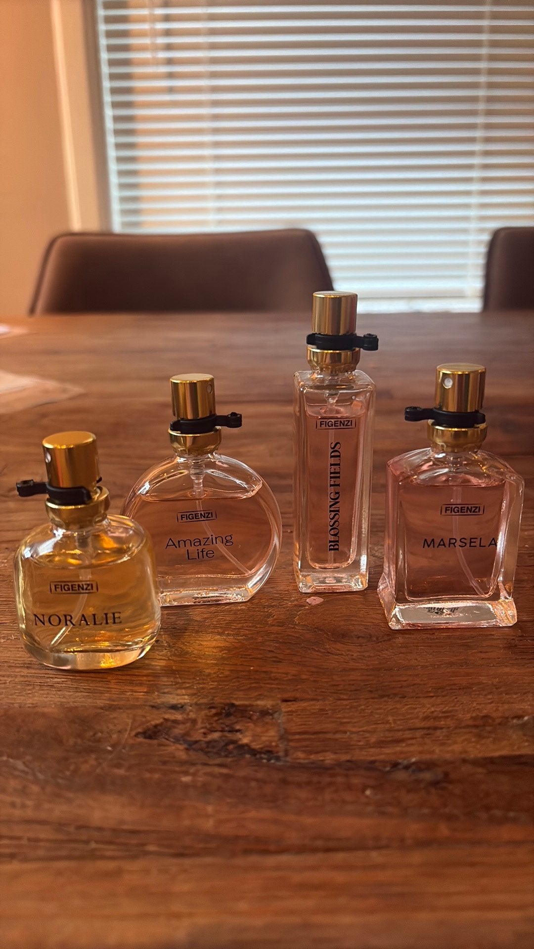 Diverse mini dames geurtjes 15 ml, Ophalen of Verzenden, Nieuw, Miniatuur