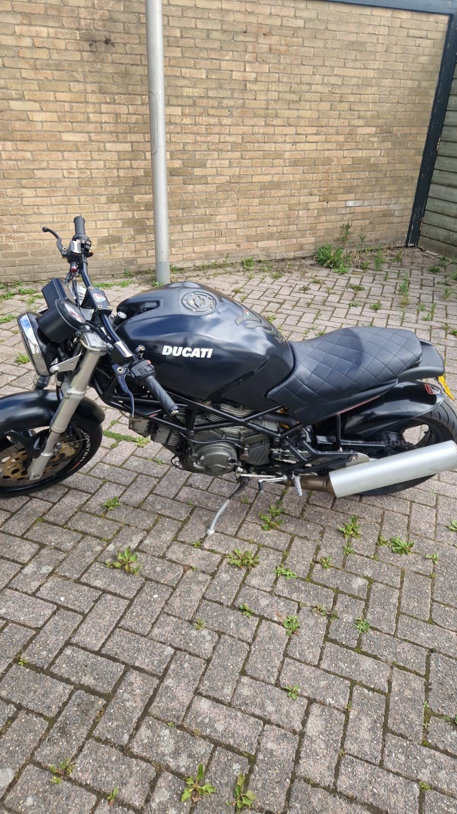 Ducati Monster 620 Dark - Naked Bike