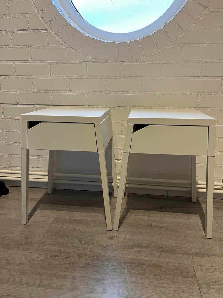 2x IKEA nachtkastje metaal met lade, Huis en Inrichting, Slaapkamer | Nachtkastjes, Ophalen, Gebruikt, Minder dan 45 cm, Metaal of Aluminium