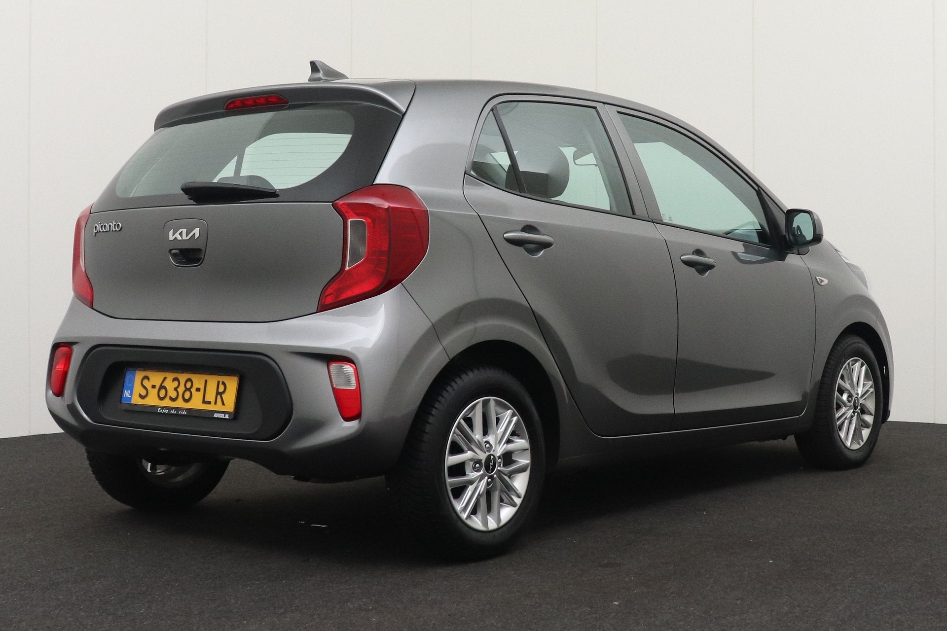 Kia Picanto 1.0 DPi DynamicLine Camera Carplay Cruise, Auto's, Voorwielaandrijving, Dealer onderhouden, Stof, Gebruikt