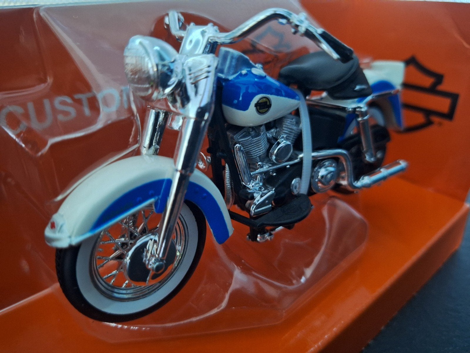 Harley-Davidson Duos 50's Set van 2 
Schaal 1:18, Maisto, Nieuw, Ophalen of Verzenden, Maisto