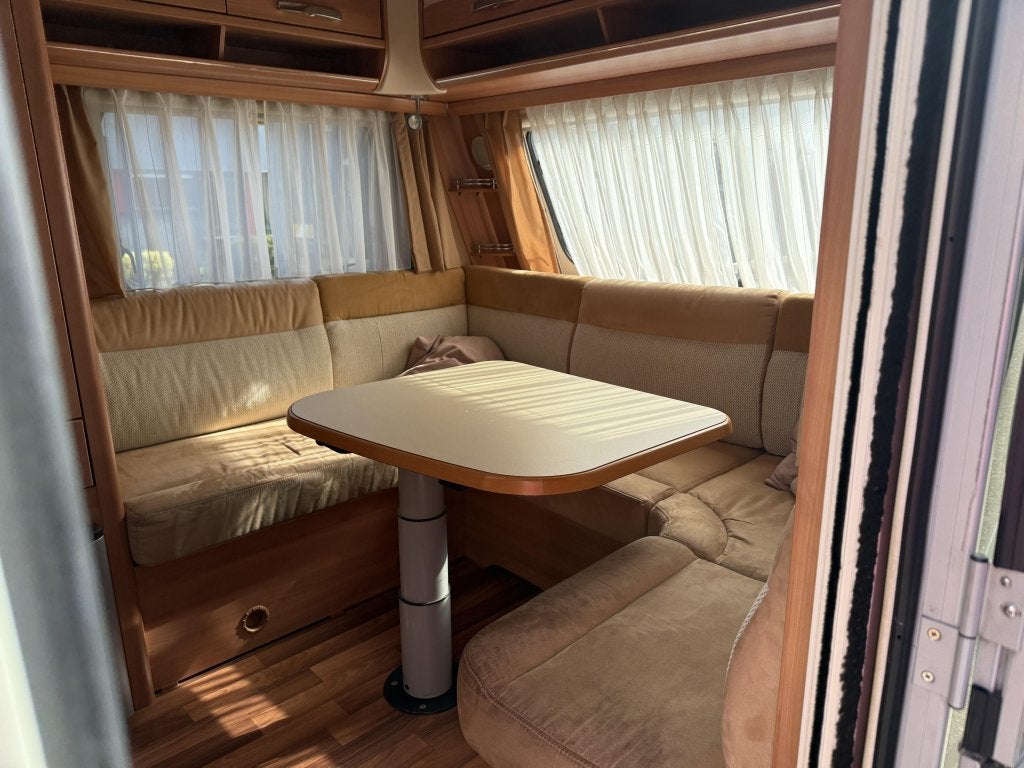 Eriba Nova 495 GL met cassette luifel, Rondzit, Bedrijf, Luifel, 4 tot 5 meter