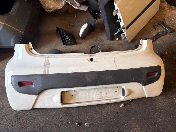 Achterbumper van een Peugeot 107 (KWD), Auto-onderdelen, Gebruikt, -, -, Bumper