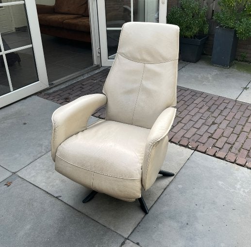 Elektrische relax fauteuil (leer), Ophalen, 50 tot 75 cm, Gebruikt, Wit, modern