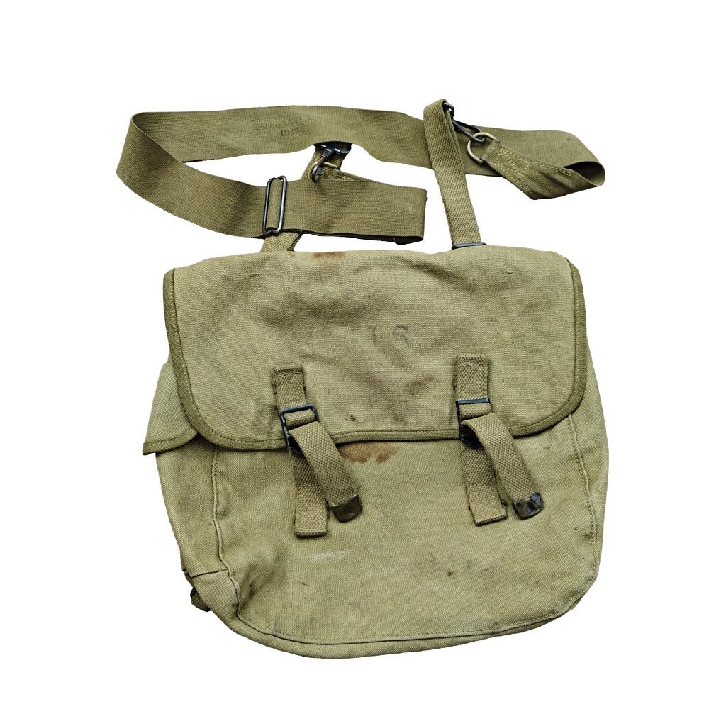 WWII US Musette Bag With Strap 1943, Verzamelen, Ophalen of Verzenden, Amerika