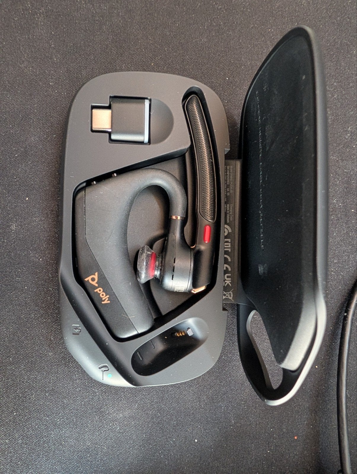 Poly Voyager Legend 50- UC. New unused, Computers en Software, Headsets, Ophalen, Zo goed als nieuw