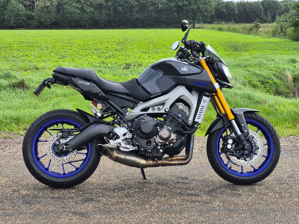 Yamaha MT-09 | 2014 | 16178 | Akrapovic & vele extra's, Occasion, Bedrijf, 3 cilinders, Meer dan 35 kW