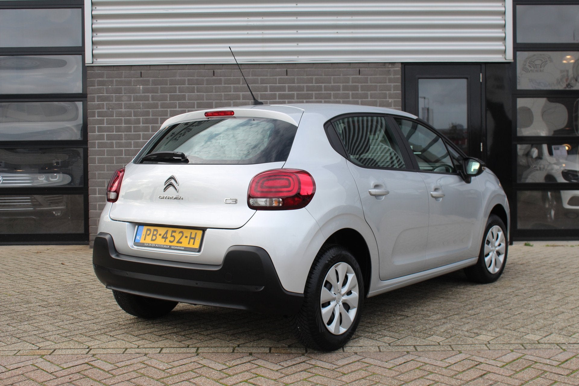 Citroën C3 1.2 PureTech Feel / Carplay / PDC / N.A.P., Auto's, Voorwielaandrijving, 1199 cc, Met garantie (alle), 82 pk
