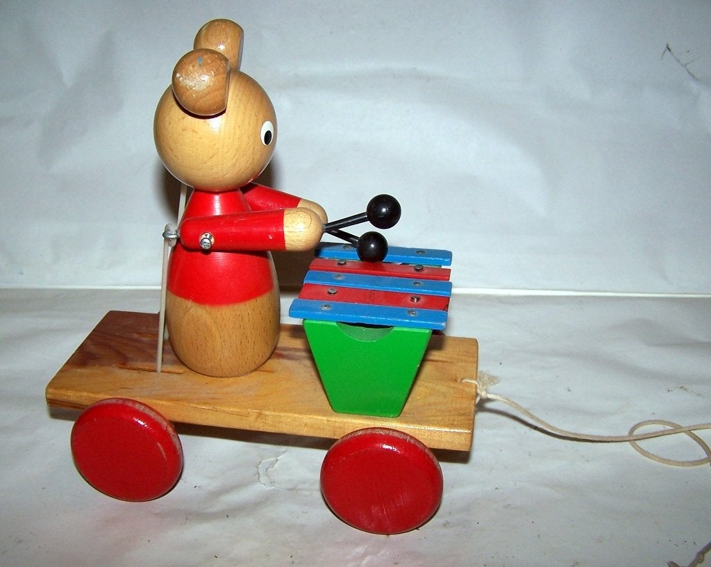 Vintage houten Miva trekfiguur met xylofoon. Izgs., Ophalen of Verzenden