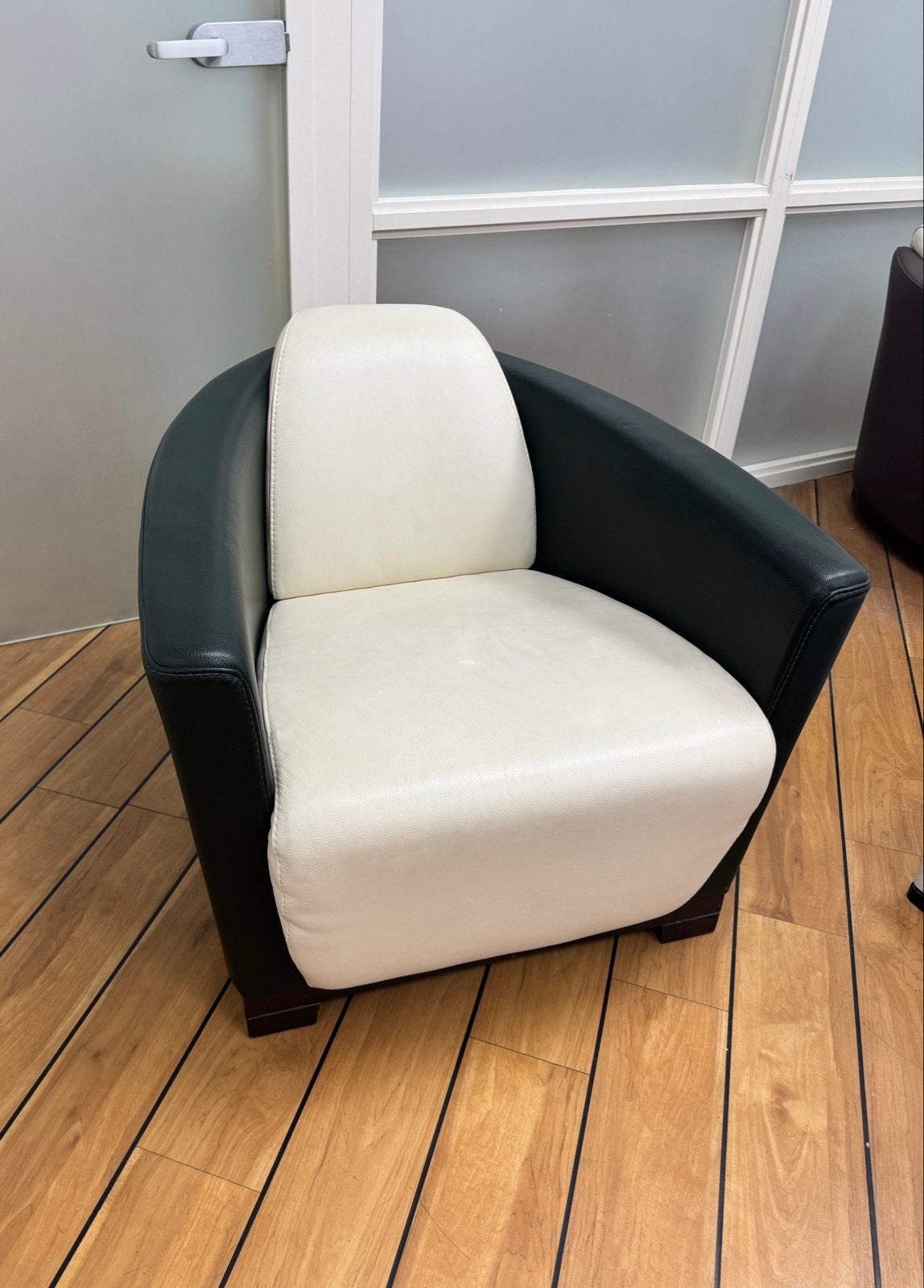 Calia Italia Leren Fauteuil - Groen / wit, Ophalen of Verzenden, Gebruikt, Leer, 75 tot 100 cm
