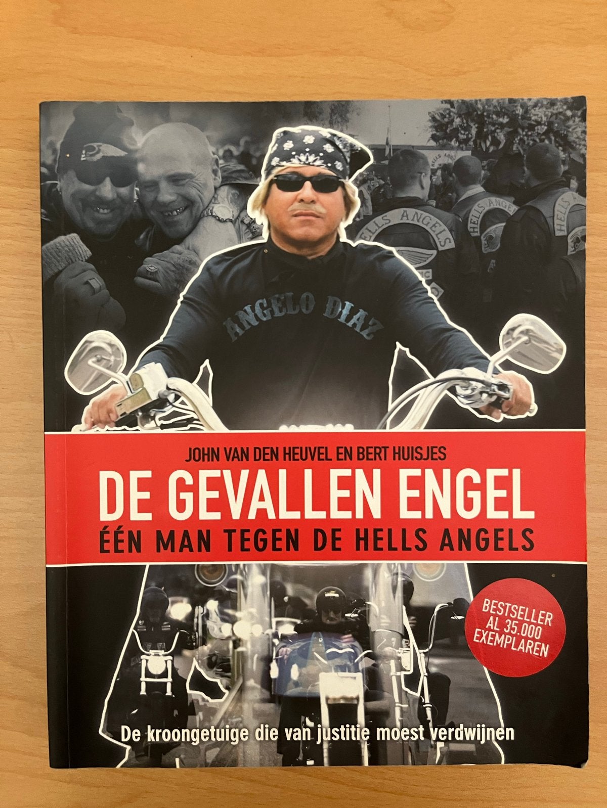 De Gevallen Engel: Een Man Tegen de Hells Angels, Ophalen of Verzenden, Zo goed als nieuw