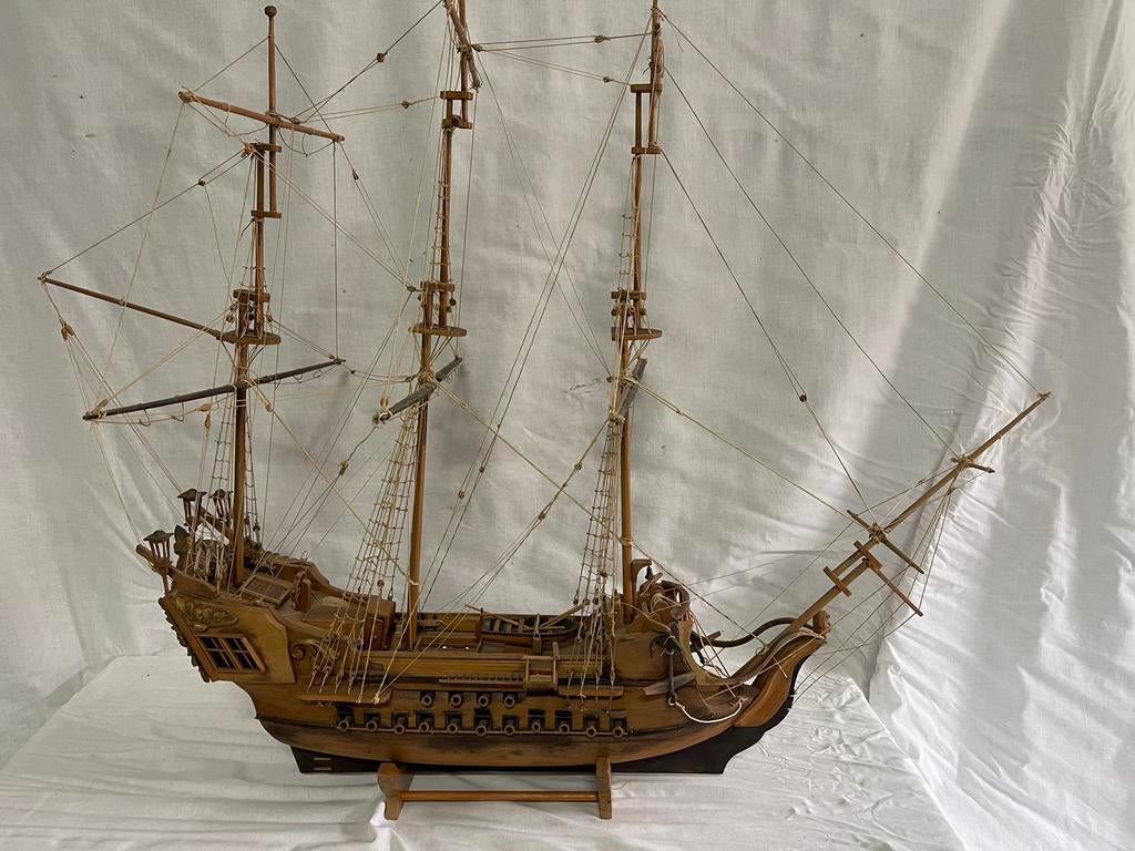 Een houten Galjoen of Piratenschip in VOC-stijl., Ophalen, Gebruikt, Overige merken