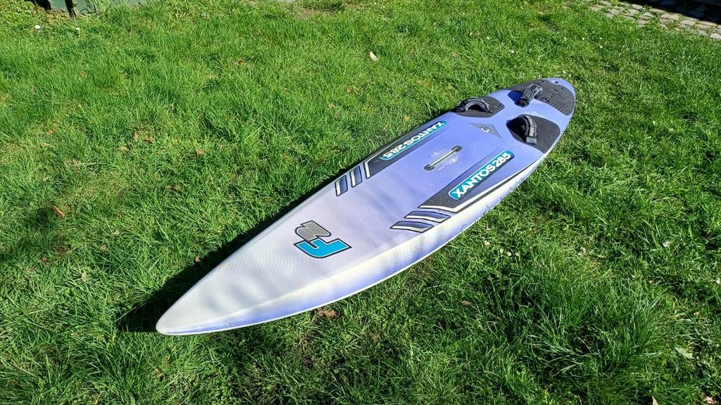 Windsurfen - F2 Xantos 285, Watersport en Boten, Ophalen, Gebruikt, 250 tot 300 cm, Plank