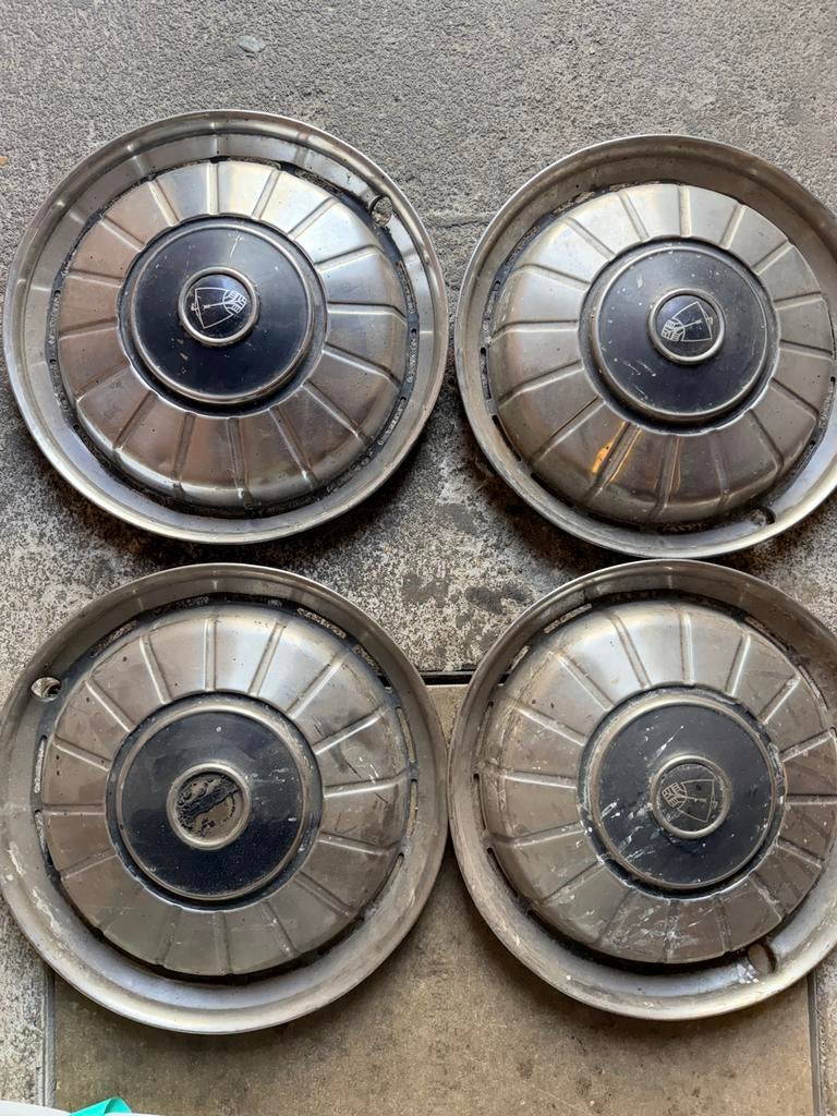 Set wieldoppen Rover P6, Ophalen of Verzenden, Gebruikt