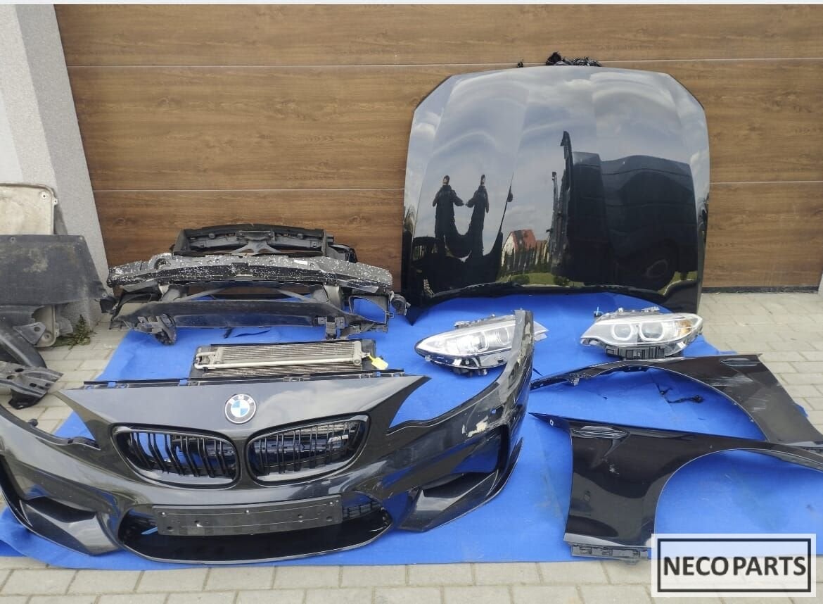 BMW M2 F87 MOTERKAP BUMPER KOPLAMP SCHERM OP AANVRAAG!!, Gebruikt, -, -, Ophalen of Verzenden