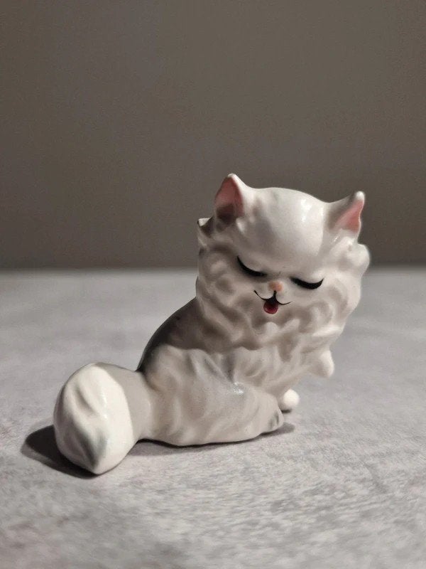 Vintage Japans Porseleinen Perzische Kat Miniatuur Beeldje, Verzamelen, Beelden en Beeldjes, Ophalen of Verzenden, Zo goed als nieuw
