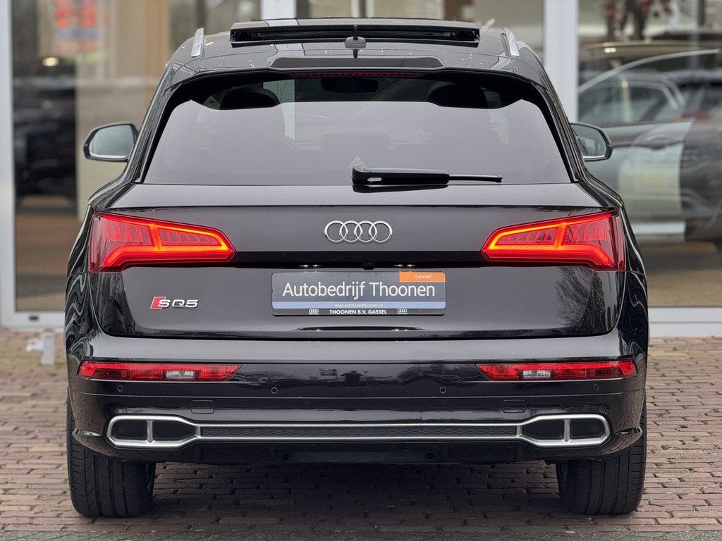 Audi SQ5 3.0 TFSI SQ5 quattro | Exclusive Panther Black | Tr, Auto's, Audi, Automaat, Gebruikt, Euro 6, 2995 cc