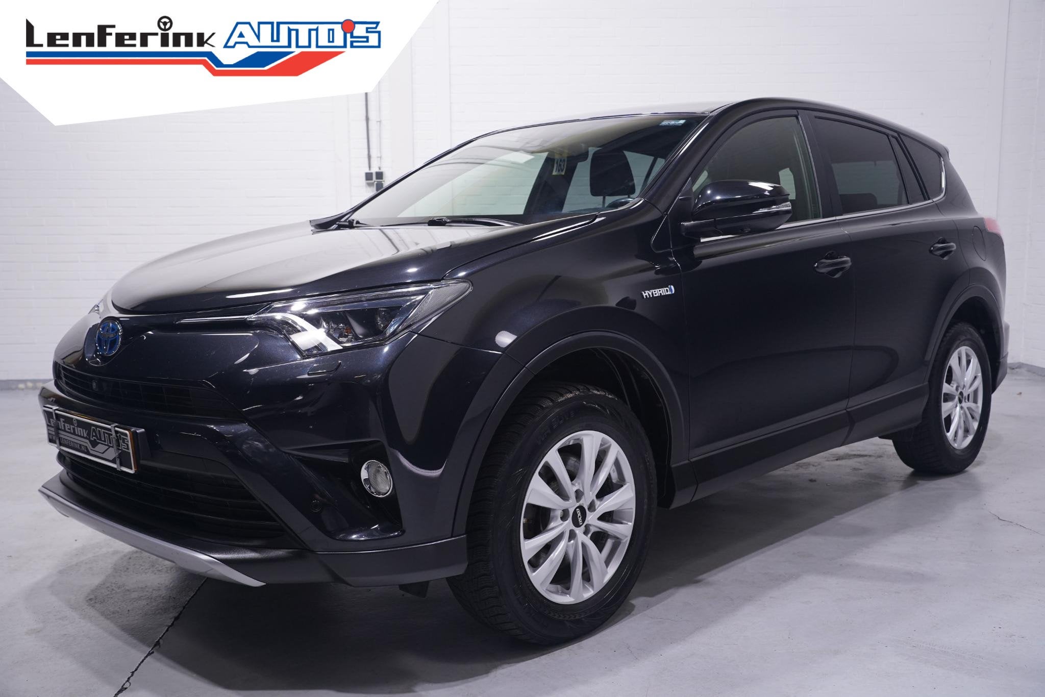 Toyota RAV4 2.5 Hybrid AWD Dynamic navigatie lederen-bekledi, Auto's, Toyota, Automaat, Dealer onderhouden, Gebruikt, Euro 6