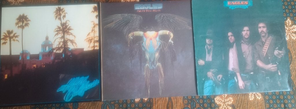 3X LP the EAGLES HOTEL CALIFORNIA DESPERADO ONE OF THESE NGT, Cd's en Dvd's, LP, Verzenden, Zo goed als nieuw, 12 inch