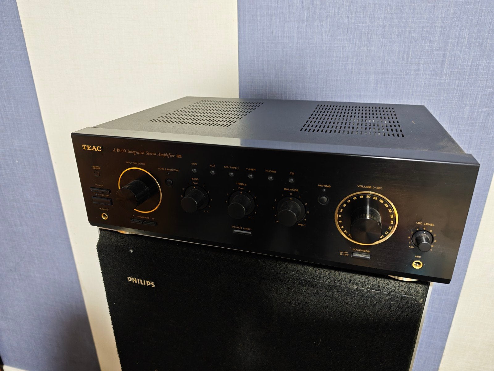 TEAC A-R600 Geïntegreerde Stereo Versterker, Ophalen of Verzenden