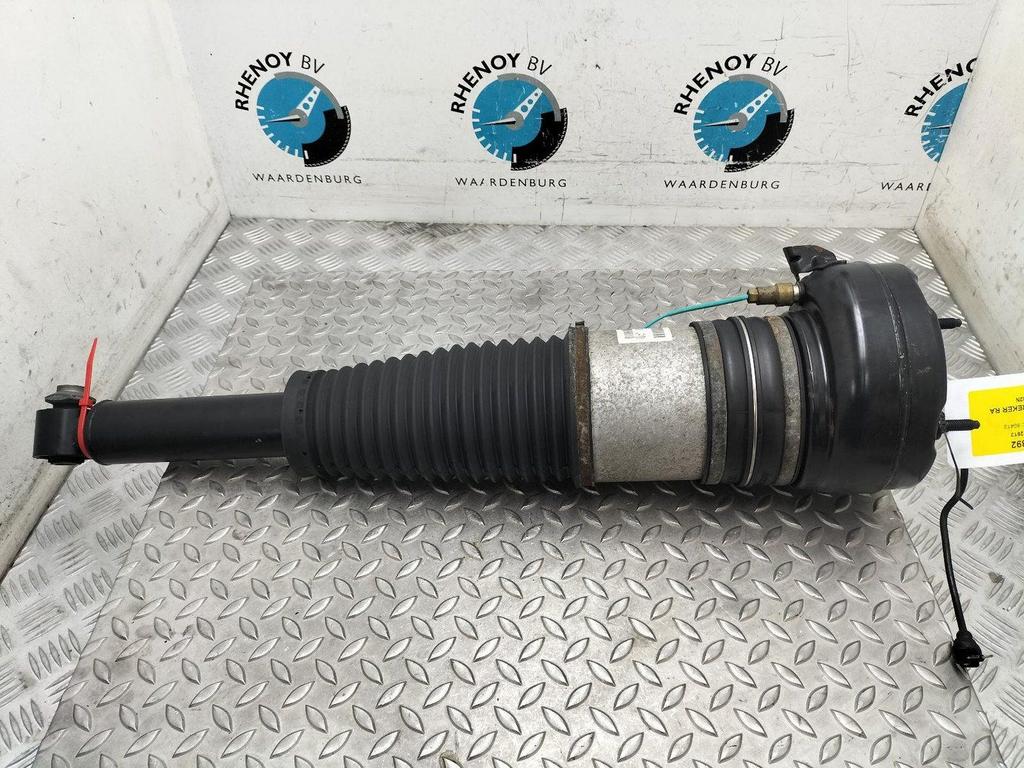 AUDI A8 4.2 TDI AWD QUATTRO PRO LINE  VEERPOOT / SCHOKBREKER, Auto-onderdelen, Ophalen of Verzenden, Gebruikt, Stiba lid