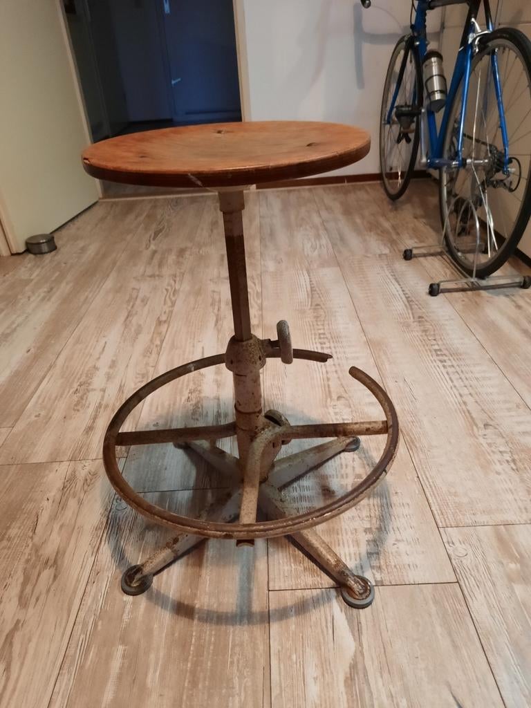Cirkel Ahrend Atelierkruk,70er jaren, Ophalen