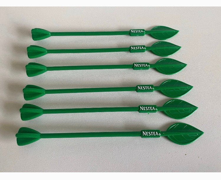 6 Nestea roerstaafjes van kunststof. Lengte 16 cm., Ophalen of Verzenden, Zo goed als nieuw, Overige typen