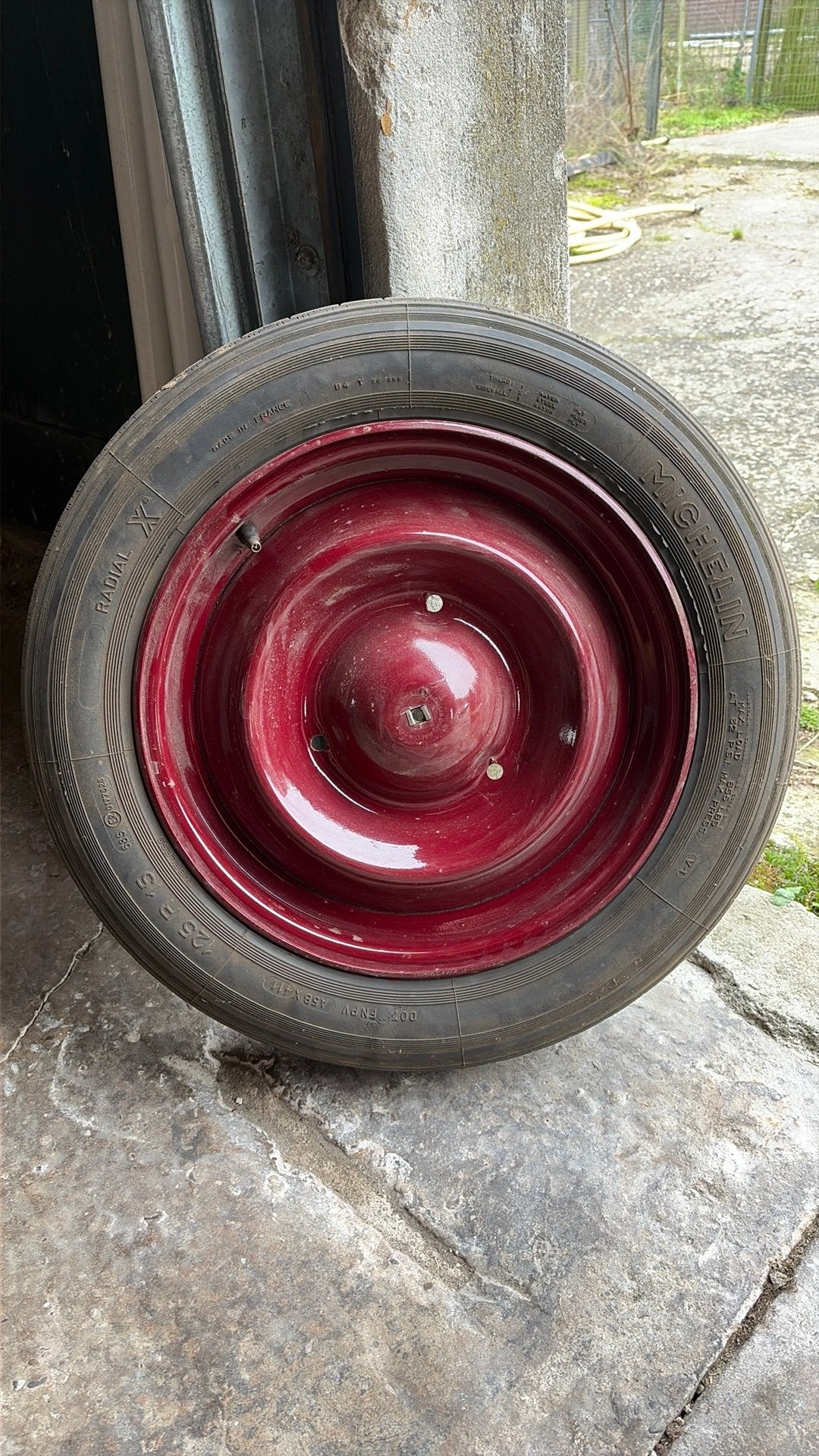 Reserveband citroen 2CV eend, Ophalen of Verzenden, Zomerbanden, Banden en Velgen