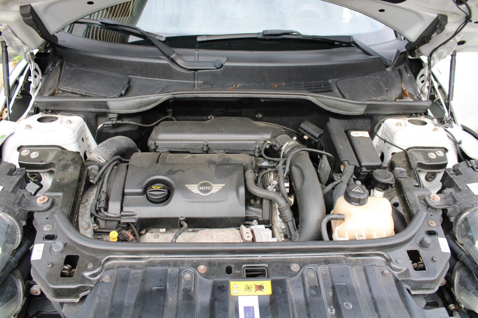 Foto 15 van Mini Countryman 1.6 Cooper S 2011 Wit