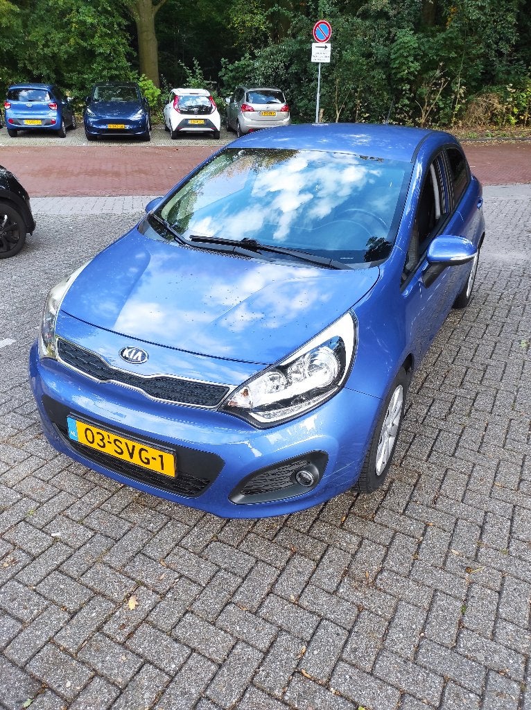 Kia Rio 1.2 I 5DRS 2011 Blauw super pack, Auto's, Parkeersensor, 450 kg, 4 cilinders, Blauw