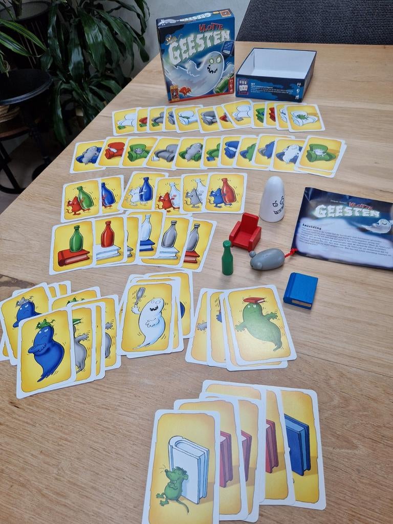 Vlotte geesten 999 games, Hobby en Vrije tijd, Gezelschapsspellen | Bordspellen, Ophalen of Verzenden, Zo goed als nieuw, 999 Games