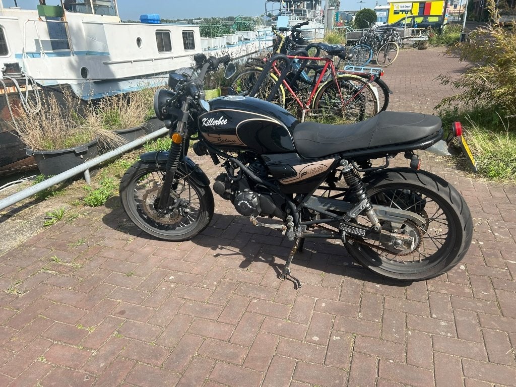 Killerbee F66 Schakelbrommer 2021, Fietsen en Brommers, Gebruikt, Benzine, Ophalen, Overige merken